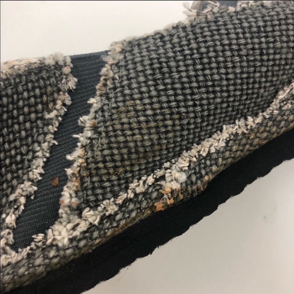 Op slip on gray distressed flat shoes - Picture 4 of 6